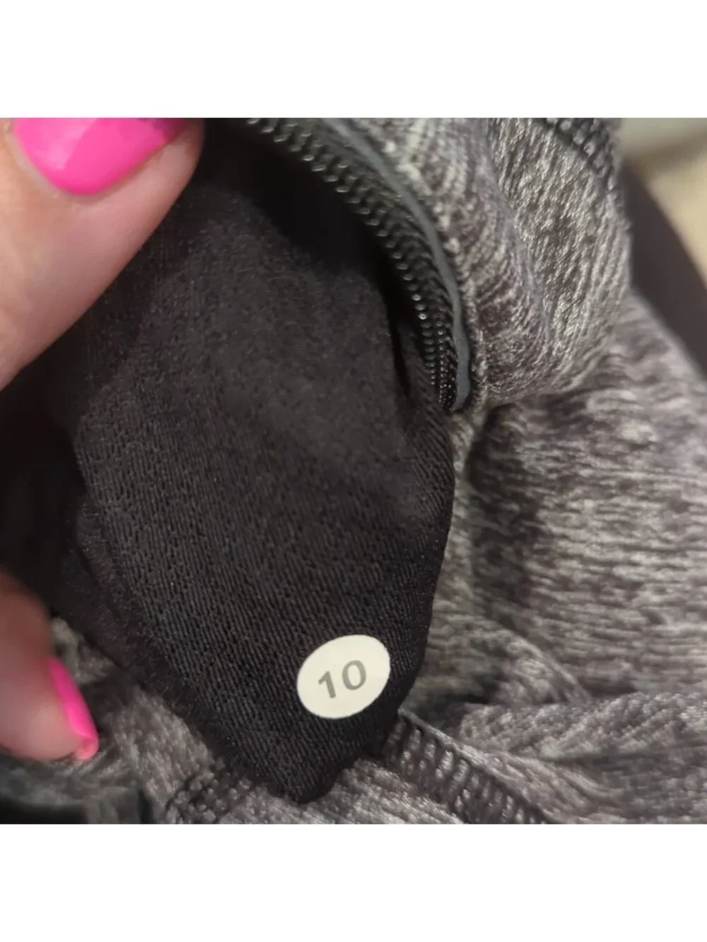 Lululemon Run: Your Heart Out Pullover